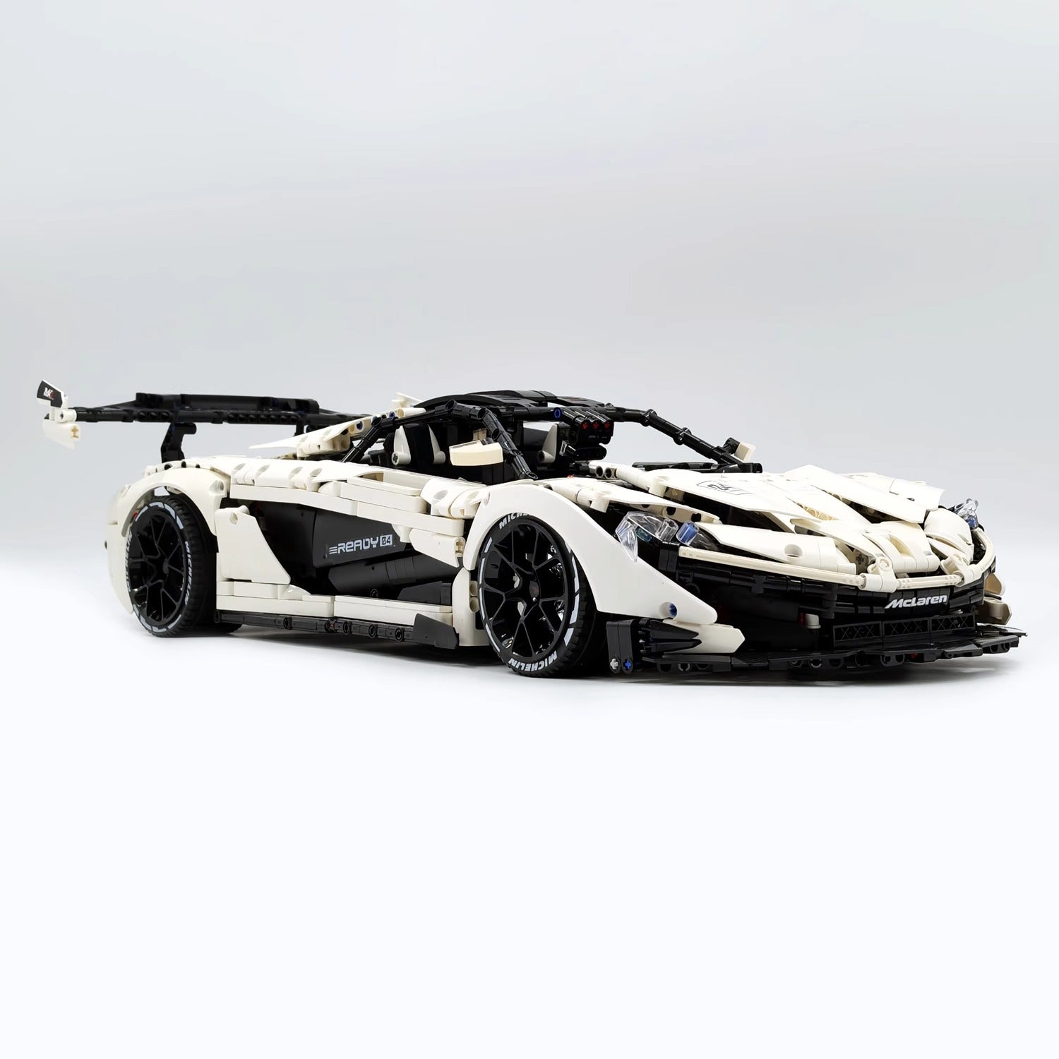 Guly Model 10617 McLaren P1 1:8 - Sportwagen McLaren P1 Car Technik Bausteine