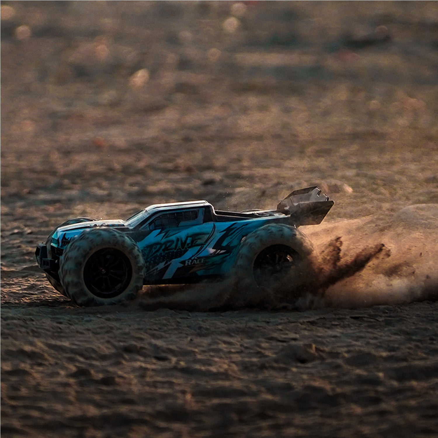 SCY1610 2.4G 1/16 4WD RTR Racing Monstertruck Buggy RC Auto Offroad