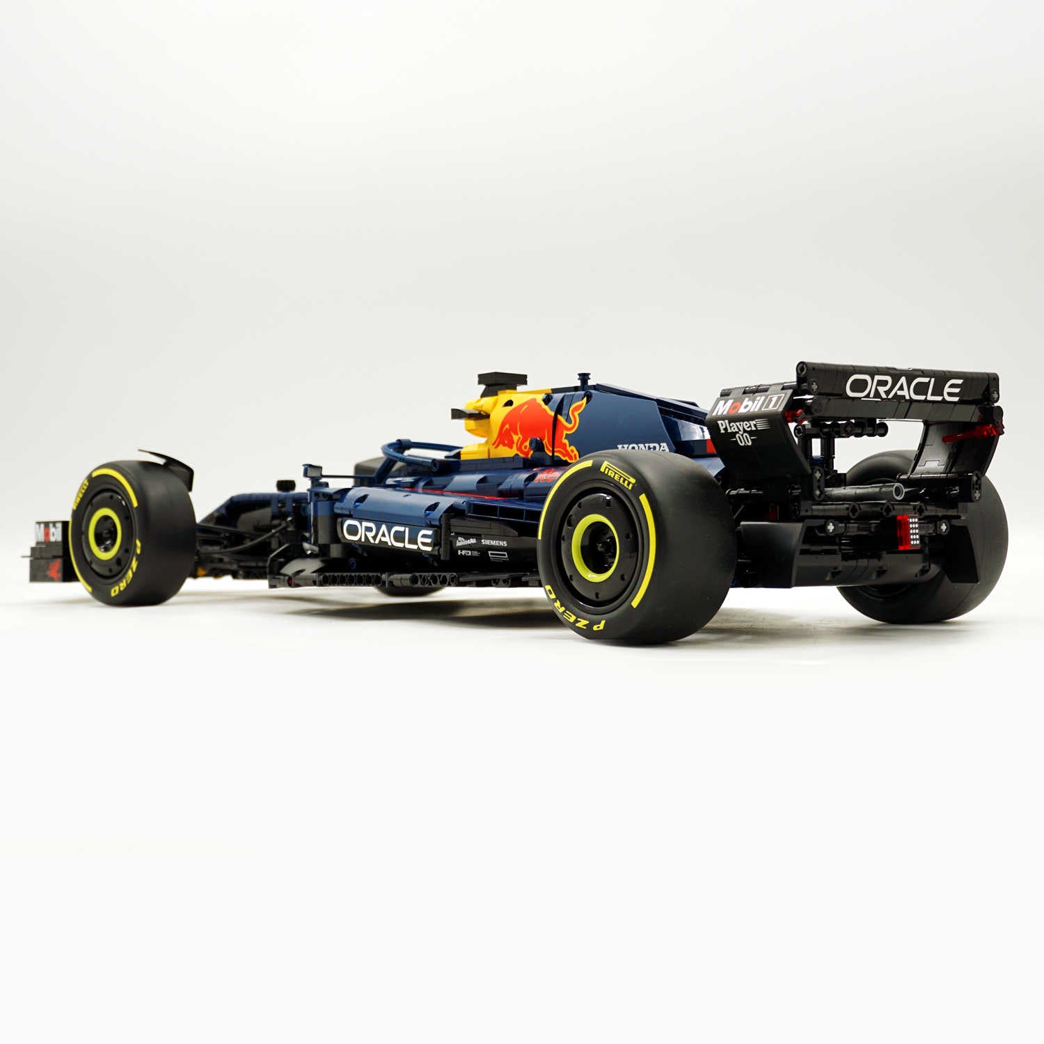 Rastar 92400 - Red Bull F1 RB19 Technik Formula Bausteinset 1:8