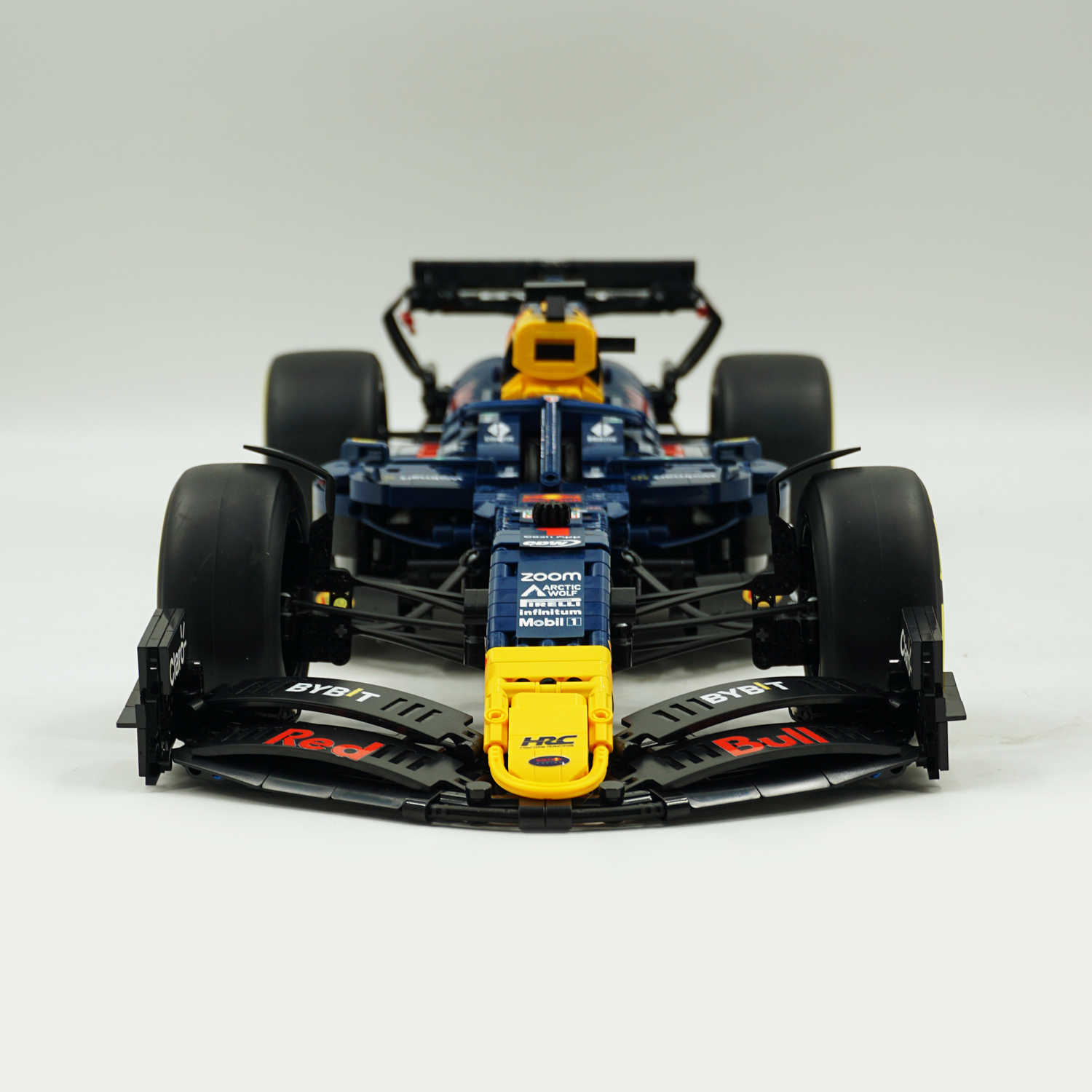 Rastar 92400 - Red Bull F1 RB19 Technik Formula Bausteinset 1:8