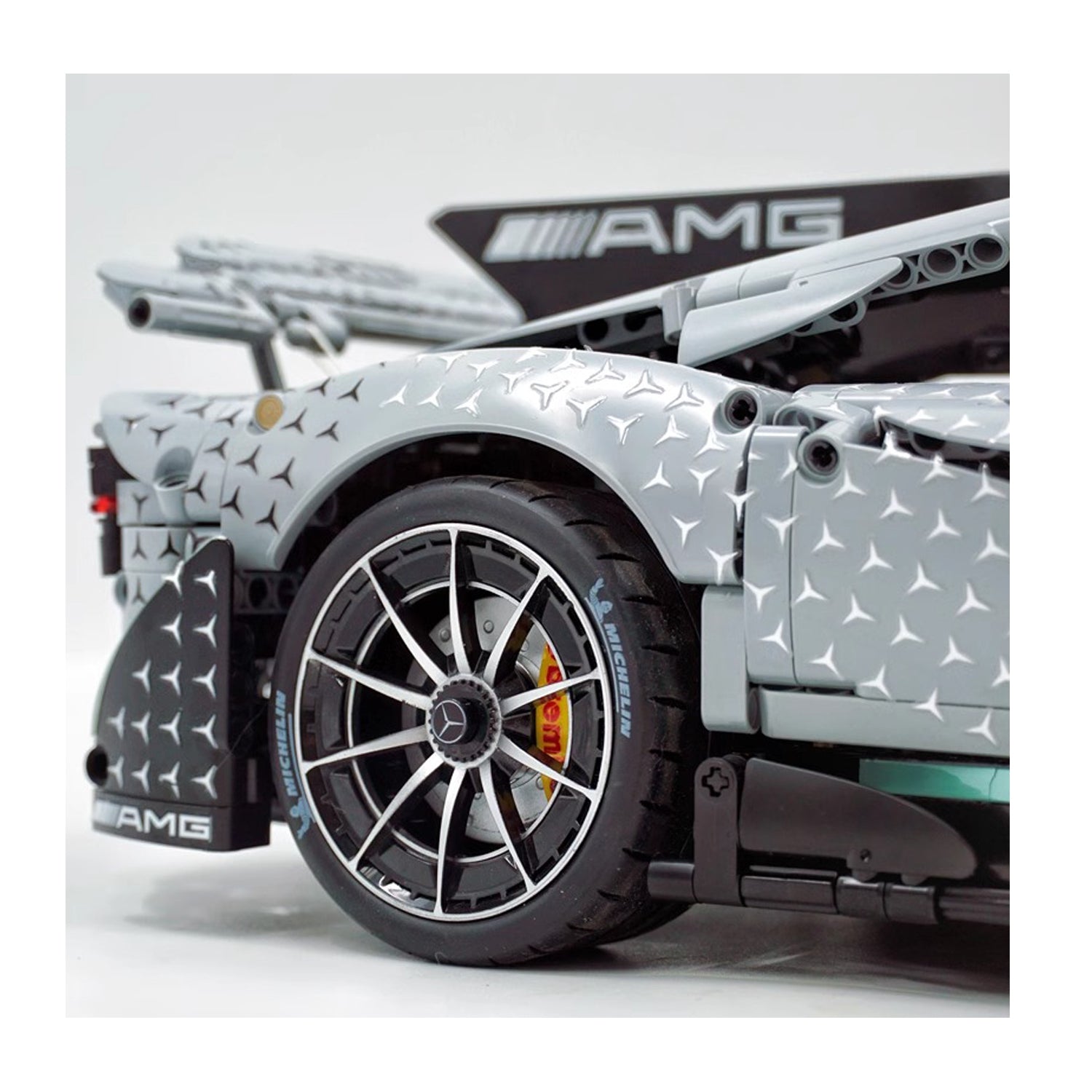 CaDa Master C61503W Mercedes-Benz AMG one 1:8 , Sports Car Technik Bausteine