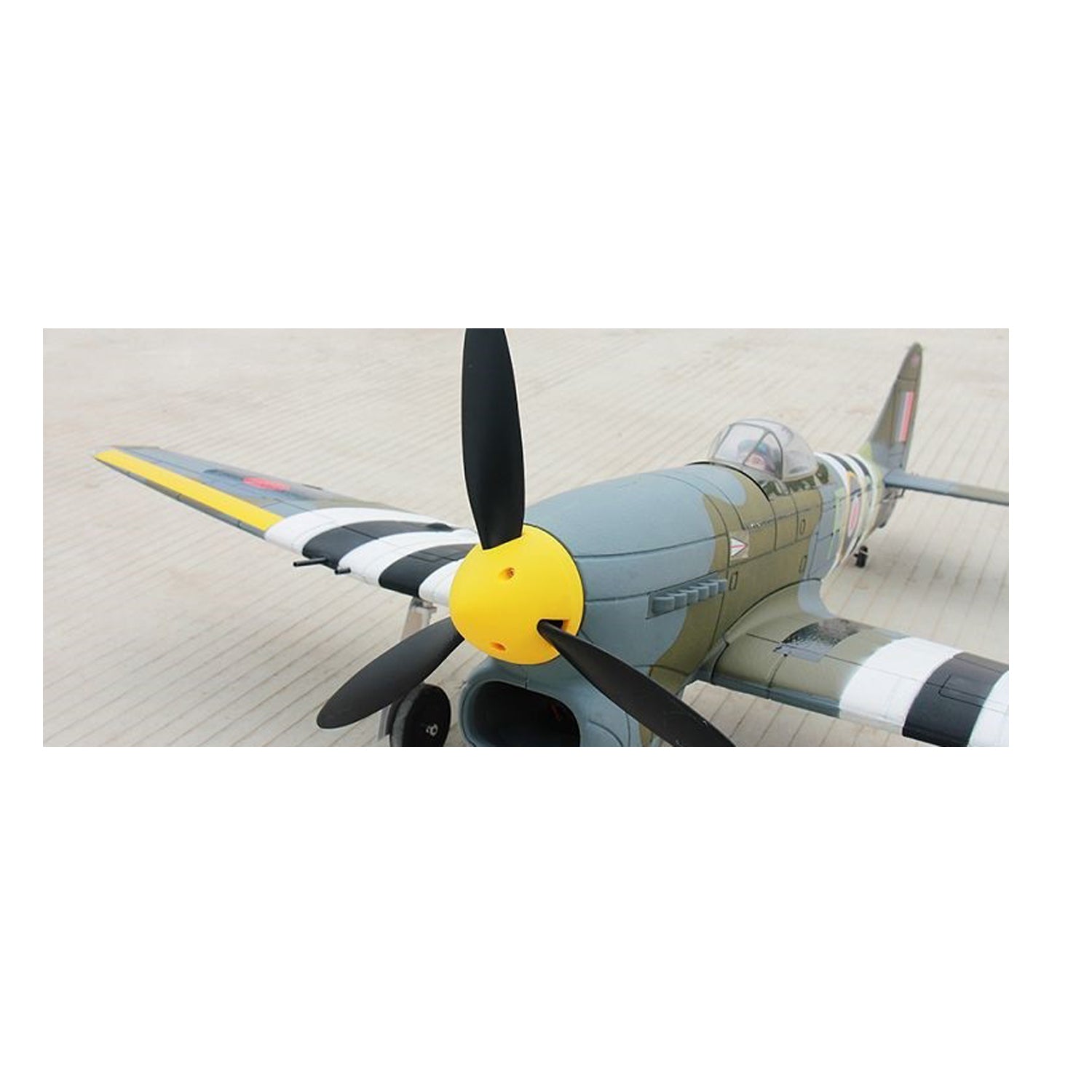 Hawker Typhoon RC Flugzeug 2.4Ghz ferngesteuert PNP RTF