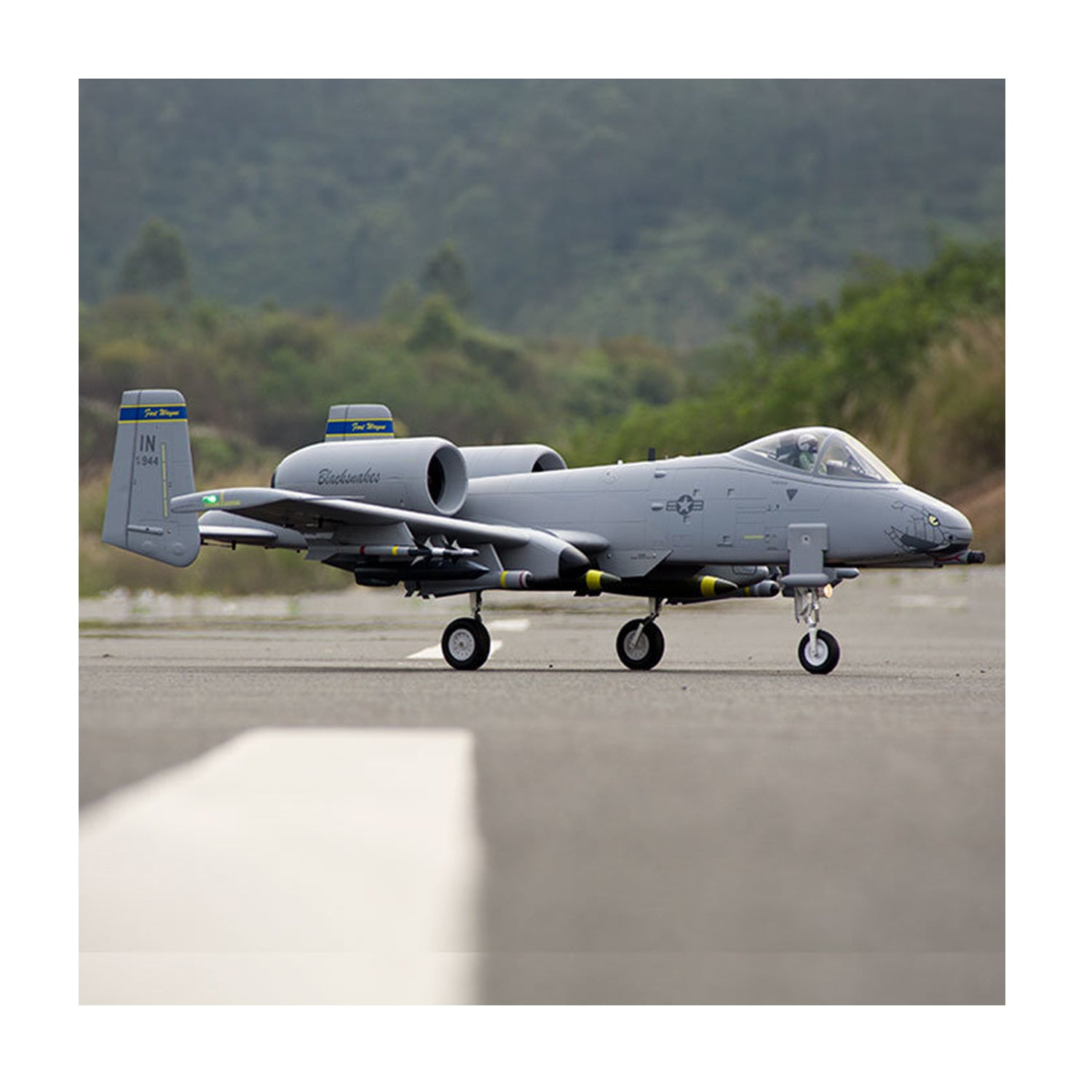 Freewing A-10 Thunderbolt II Warthog Twin 80mm EPO 1700mm PNP