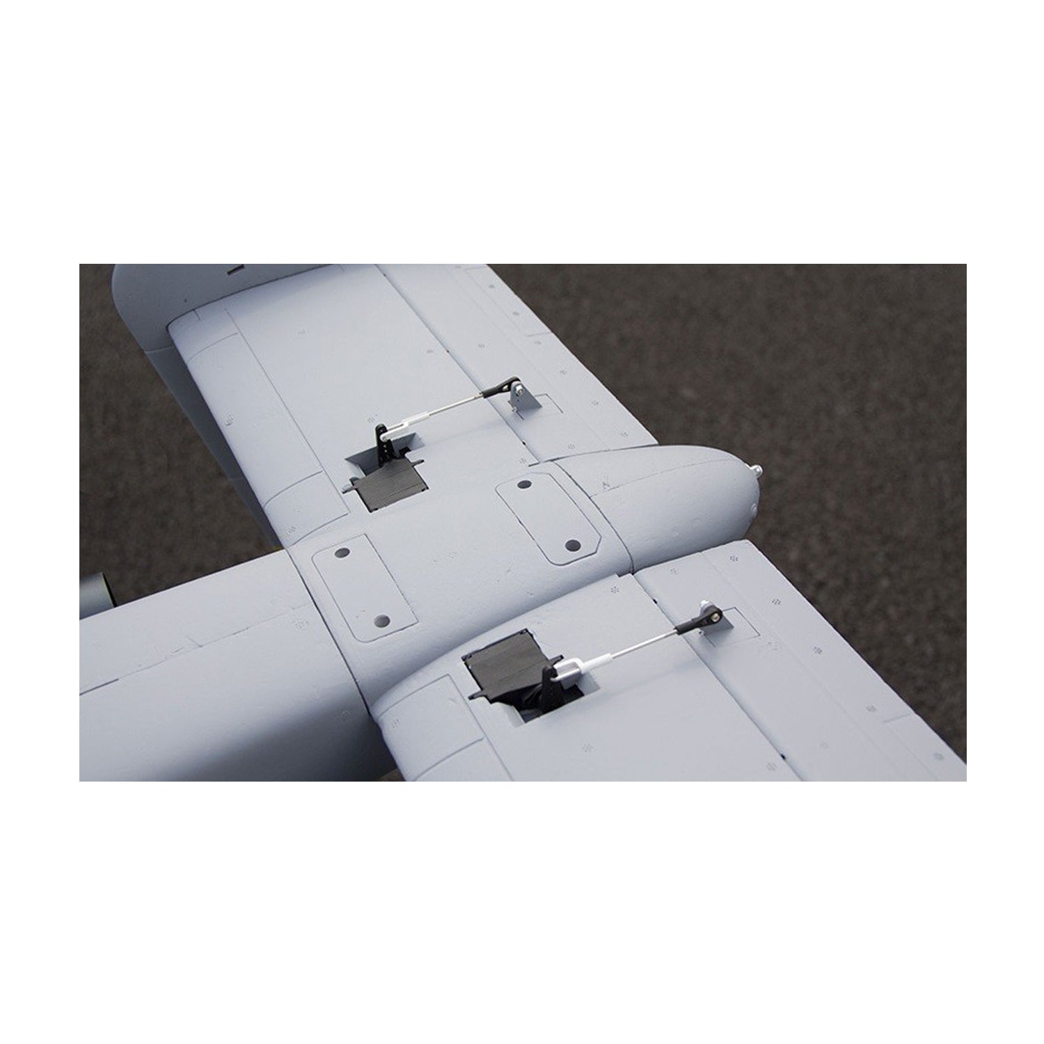 Freewing A-10 Thunderbolt II Warthog Twin 80mm EPO 1700mm PNP