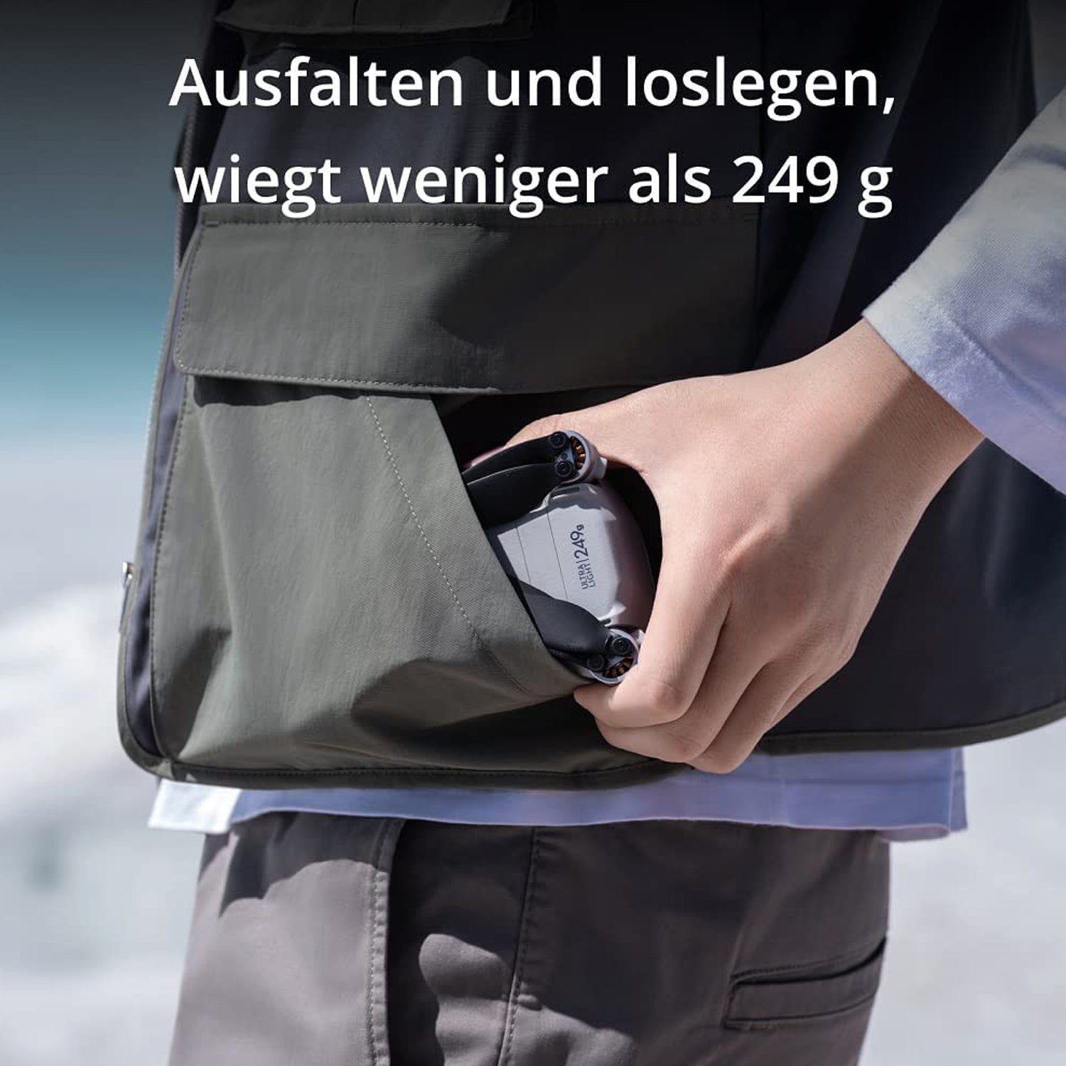 DJI Mini 3 Pro mit DJI Smart Control leichte faltbare Kameradrohne mit 4K/60fps Premium Set